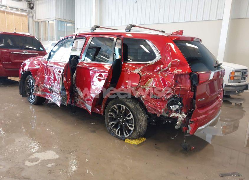 Photo 3 of 2018 Mitsubishi Outlander PHEV GT (VIN JA4J24A56JZ031552)