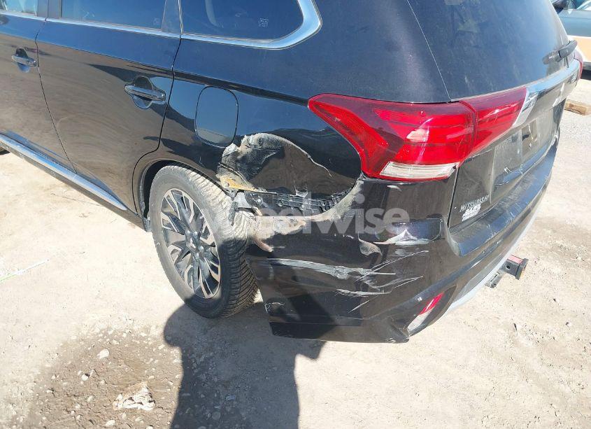 Photo 6 of 2018 Mitsubishi Outlander PHEV GT (VIN JA4J24A56JZ031678)