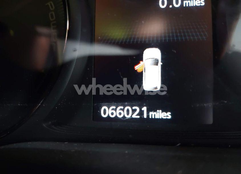 Photo 7 of 2020 Mitsubishi Outlander PHEV SEL S-AWC (VIN JA4J24A57LZ027738)