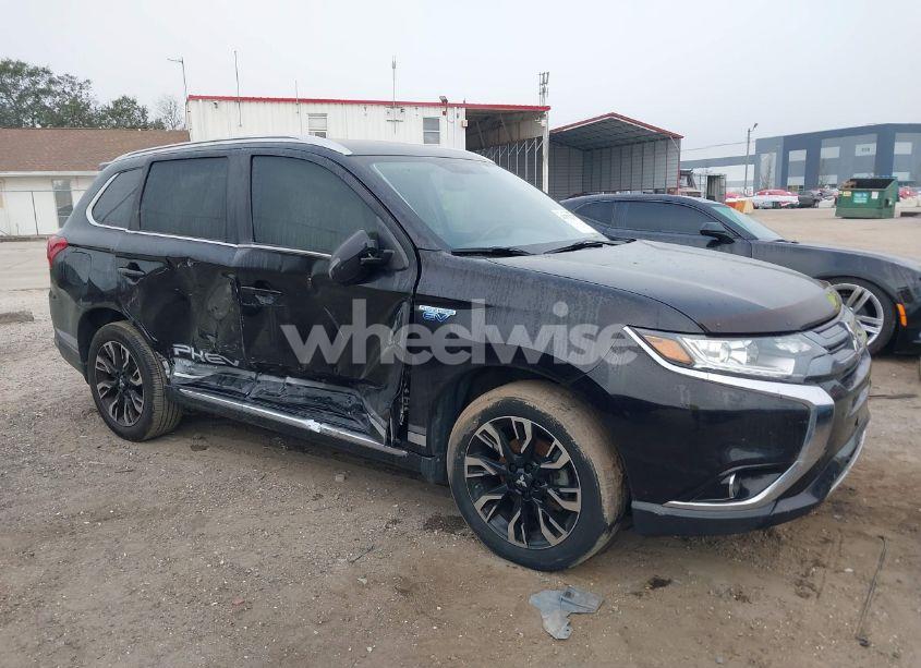 2018 Mitsubishi Outlander PHEV SEL (VIN JA4J24A59JZ032131) main photo