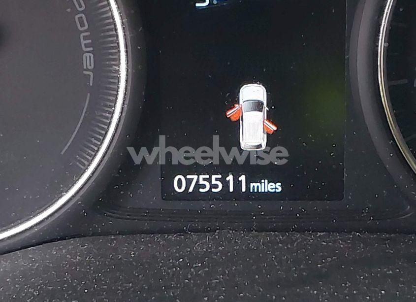 Photo 15 of 2018 Mitsubishi Outlander PHEV SEL (VIN JA4J24A59JZ032131)