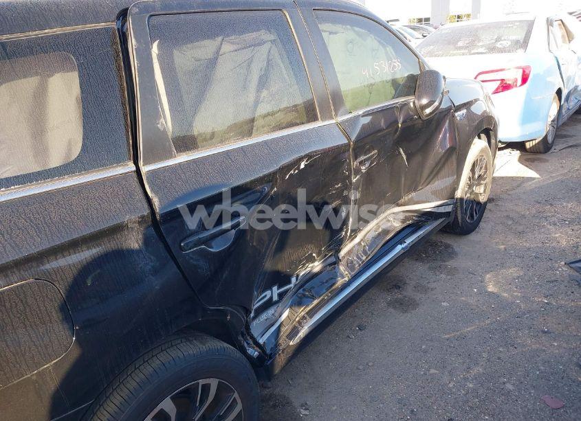 Photo 18 of 2018 Mitsubishi Outlander PHEV SEL (VIN JA4J24A59JZ032131)