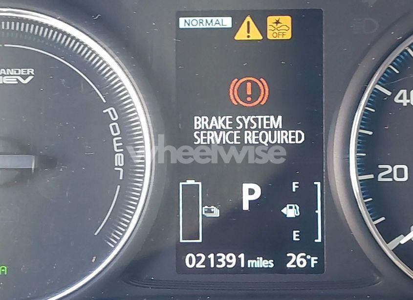 Photo 15 of 2018 Mitsubishi Outlander PHEV GT (VIN JA4J24A5XJZ057412)
