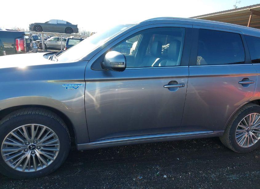 Photo 14 of 2019 Mitsubishi Outlander PHEV SEL (VIN JA4J24A5XKZ034441)
