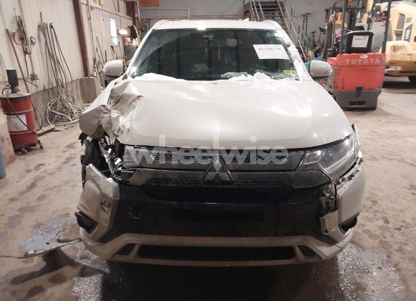 Photo 12 of 2022 Mitsubishi Outlander PHEV GT S-AWC/LE S-AWC/SEL S-AWC (VIN JA4J2VA72NZ026362)