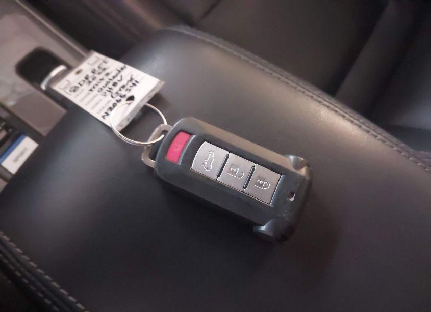 Photo 11 of 2022 Mitsubishi Outlander PHEV GT S-AWC/LE S-AWC/SEL S-AWC (VIN JA4J2VA7XNZ065541)