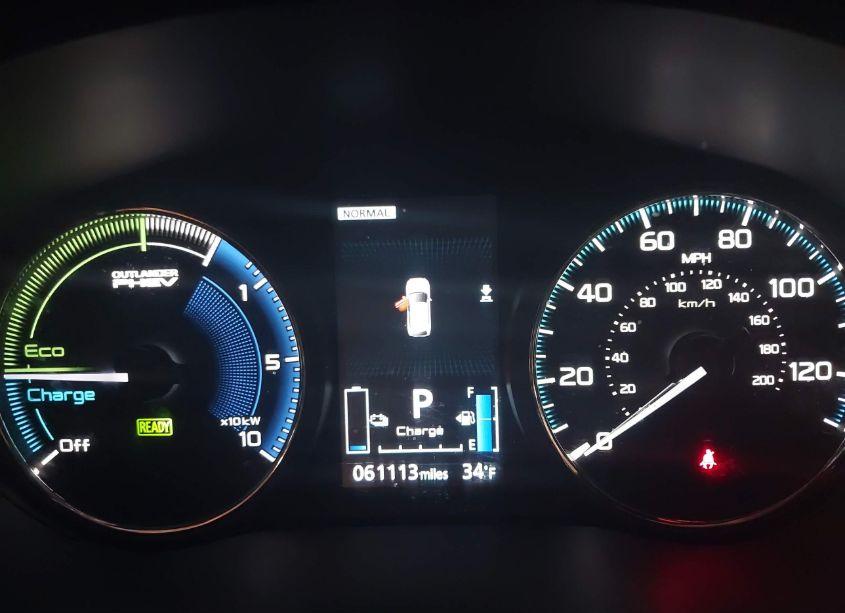 Photo 15 of 2022 Mitsubishi Outlander PHEV GT S-AWC/LE S-AWC/SEL S-AWC (VIN JA4J2VA7XNZ065541)