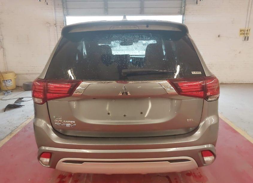 Photo 16 of 2022 Mitsubishi Outlander PHEV GT S-AWC/LE S-AWC/SEL S-AWC (VIN JA4J2VA7XNZ065541)