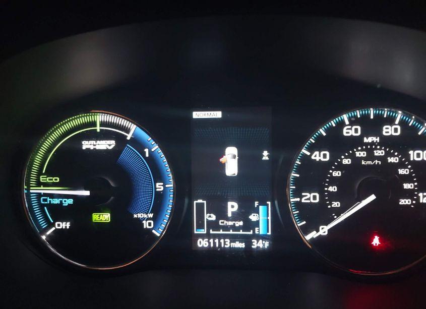 Photo 7 of 2022 Mitsubishi Outlander PHEV GT S-AWC/LE S-AWC/SEL S-AWC (VIN JA4J2VA7XNZ065541)