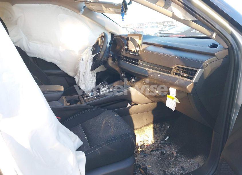 Photo 5 of 2022 Mitsubishi Outlander ES 2.5 2WD (VIN JA4J3TA83NZ072549)