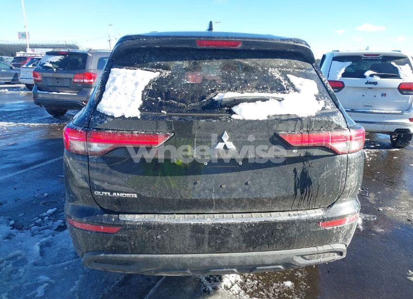 Photo 16 of 2022 Mitsubishi Outlander ES 2.5 2WD (VIN JA4J3TA85NZ066977)