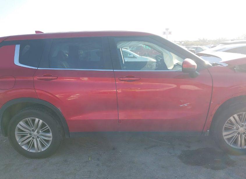 Photo 14 of 2022 Mitsubishi Outlander ES 2.5 2WD (VIN JA4J3TA85NZ082645)