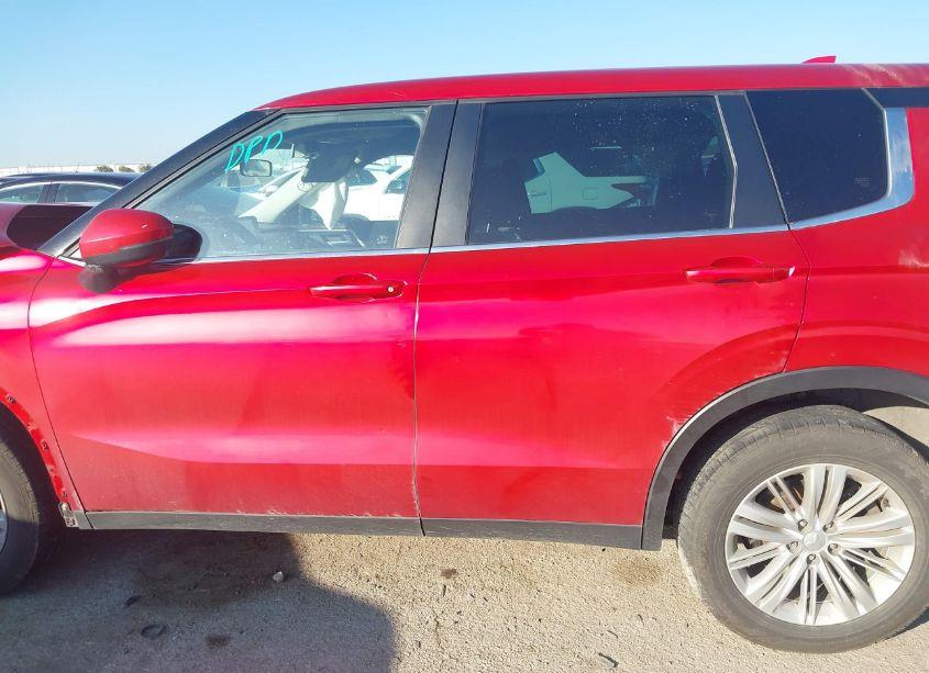 Photo 15 of 2022 Mitsubishi Outlander ES 2.5 2WD (VIN JA4J3TA85NZ082645)