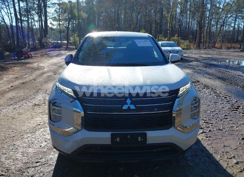 Photo 12 of 2022 Mitsubishi Outlander ES 2.5 2WD (VIN JA4J3TA86NZ049265)