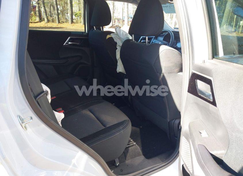 Photo 8 of 2022 Mitsubishi Outlander ES 2.5 2WD (VIN JA4J3TA86NZ049265)