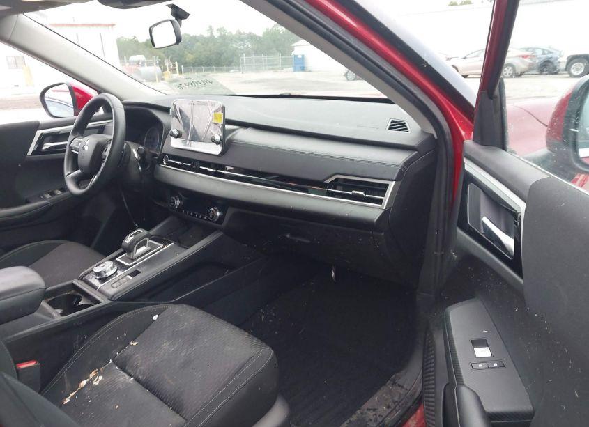 Photo 5 of 2023 Mitsubishi Outlander ES 2.5 2WD (VIN JA4J3TA88PZ010230)