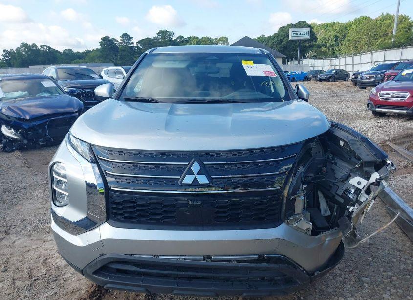 Photo 12 of 2022 Mitsubishi Outlander ES 2.5 2WD (VIN JA4J3TA8XNZ035093)