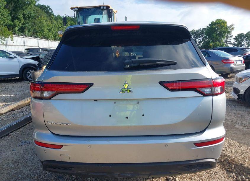 Photo 16 of 2022 Mitsubishi Outlander ES 2.5 2WD (VIN JA4J3TA8XNZ035093)