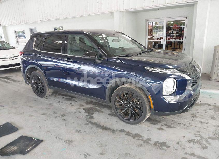 2022 Mitsubishi Outlander BLACK EDITION 2WD/SE 2.5 2WD/SE LAUNCH EDITION 2WD (VIN JA4J3UA80NZ065533) main photo