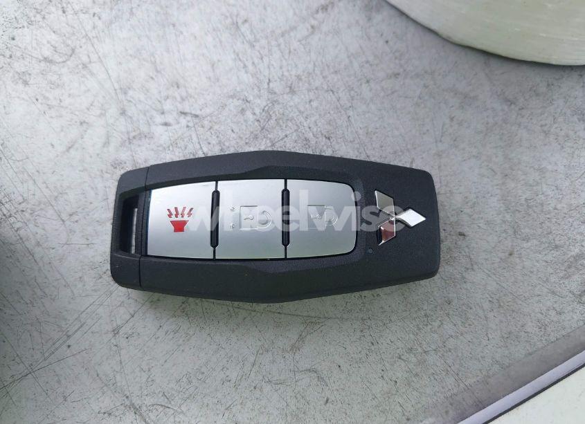 Photo 11 of 2024 Mitsubishi Outlander ES 2.5 2WD (VIN JA4J3UA80RZ067000)