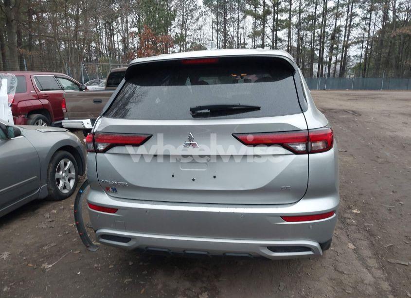 Photo 16 of 2022 Mitsubishi Outlander BLACK EDITION 2WD/SE 2.5 2WD/SE LAUNCH EDITION 2WD (VIN JA4J3UA81NZ025347)