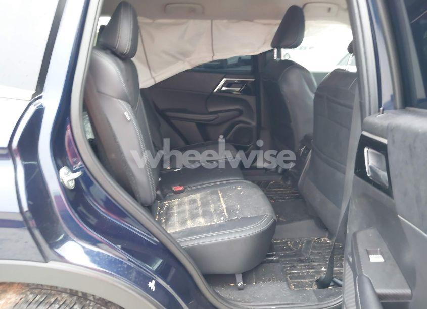 Photo 8 of 2023 Mitsubishi Outlander SE 2.5 2WD (VIN JA4J3UA81PZ044953)