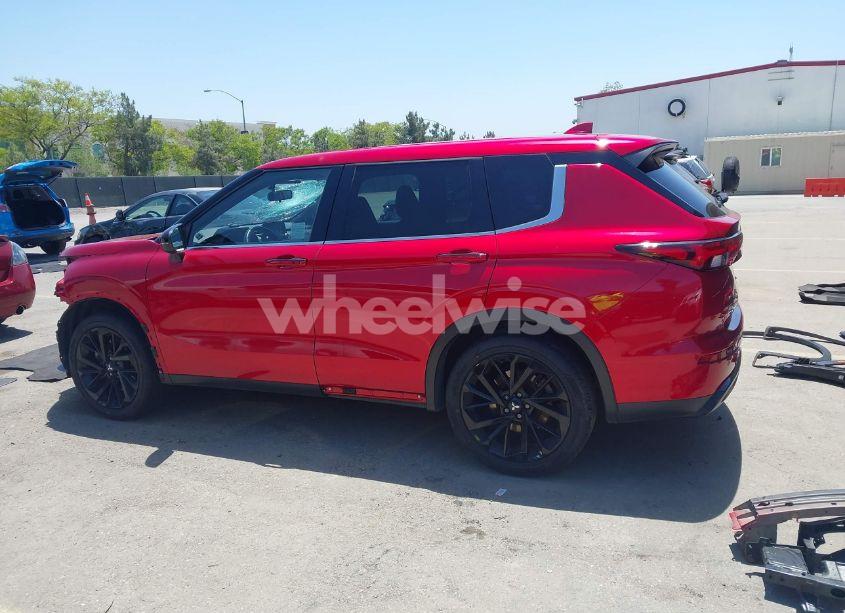 Photo 15 of 2022 Mitsubishi Outlander BLACK EDITION 2WD/SE 2.5 2WD/SE LAUNCH EDITION 2WD (VIN JA4J3UA84NZ064675)