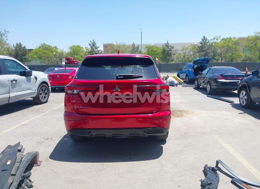 Photo 17 of 2022 Mitsubishi Outlander BLACK EDITION 2WD/SE 2.5 2WD/SE LAUNCH EDITION 2WD (VIN JA4J3UA84NZ064675)