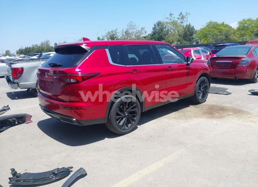 Photo 4 of 2022 Mitsubishi Outlander BLACK EDITION 2WD/SE 2.5 2WD/SE LAUNCH EDITION 2WD (VIN JA4J3UA84NZ064675)