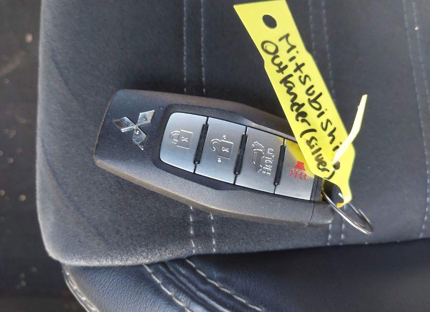 Photo 11 of 2022 Mitsubishi Outlander SE 2.5 2WD (VIN JA4J3UA85NZ045200)