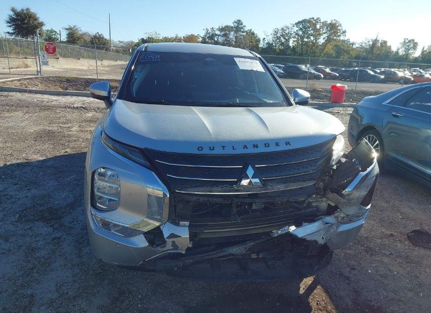 Photo 13 of 2022 Mitsubishi Outlander SE 2.5 2WD (VIN JA4J3UA85NZ045200)