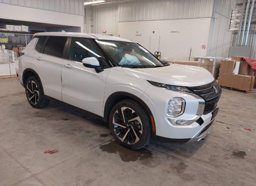 2023 Mitsubishi Outlander SE 2.5 2WD/SE BLACK EDITION 2WD/SE SPECIAL EDITION 2WD (VIN JA4J3UA86PZ026755) main photo