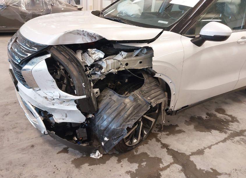 Photo 6 of 2023 Mitsubishi Outlander SE 2.5 2WD/SE BLACK EDITION 2WD/SE SPECIAL EDITION 2WD (VIN JA4J3UA86PZ026755)