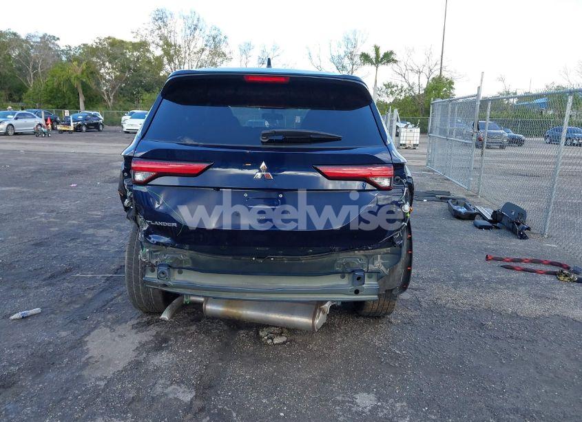 Photo 17 of 2022 Mitsubishi Outlander BLACK EDITION 2WD/SE 2.5 2WD/SE LAUNCH EDITION 2WD (VIN JA4J3UA87NZ089912)