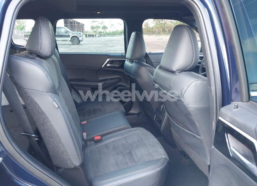 Photo 8 of 2022 Mitsubishi Outlander BLACK EDITION 2WD/SE 2.5 2WD/SE LAUNCH EDITION 2WD (VIN JA4J3UA87NZ089912)