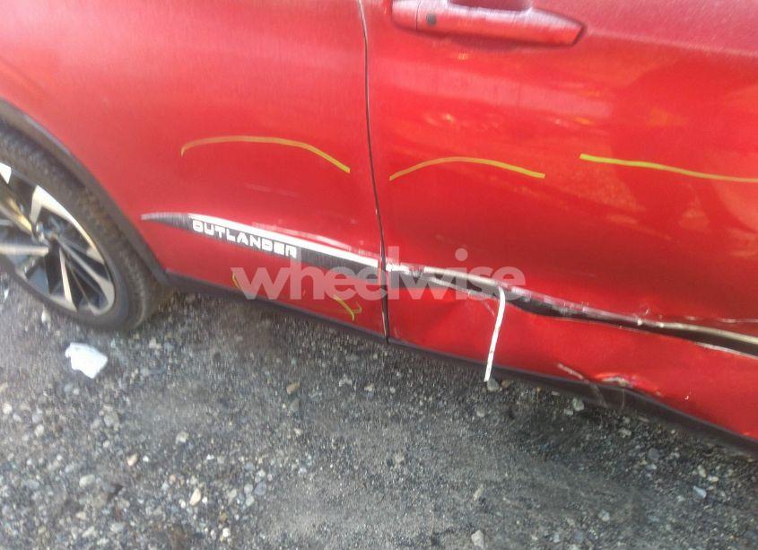 Photo 17 of 2023 Mitsubishi Outlander SE 2.5 2WD/SE BLACK EDITION 2WD/SE SPECIAL EDITION 2WD (VIN JA4J3UA87PZ045430)