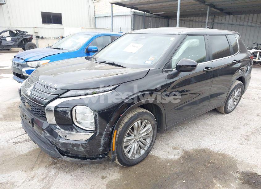 Photo 2 of 2024 Mitsubishi Outlander ES 2.5 2WD (VIN JA4J3UA87RZ073473)