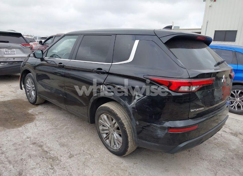 Photo 3 of 2024 Mitsubishi Outlander ES 2.5 2WD (VIN JA4J3UA87RZ073473)