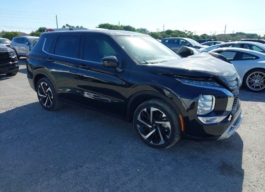 2022 Mitsubishi Outlander SE 2.5 2WD (VIN JA4J3UA88NZ037401) main photo