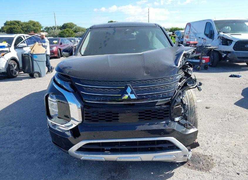 Photo 12 of 2022 Mitsubishi Outlander SE 2.5 2WD (VIN JA4J3UA88NZ037401)