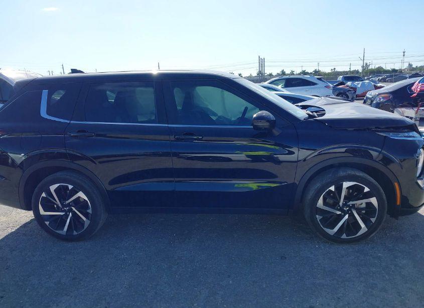 Photo 13 of 2022 Mitsubishi Outlander SE 2.5 2WD (VIN JA4J3UA88NZ037401)