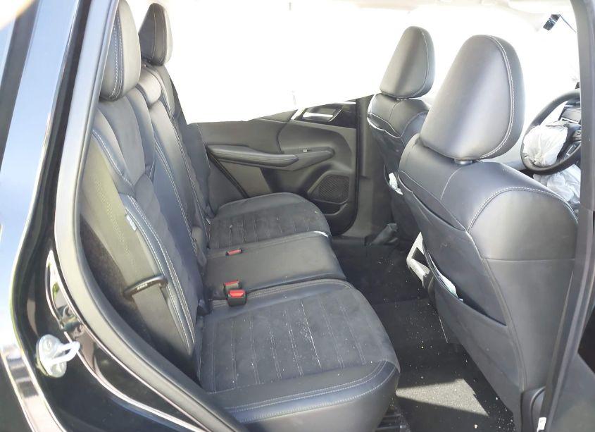 Photo 8 of 2022 Mitsubishi Outlander SE 2.5 2WD (VIN JA4J3UA88NZ037401)