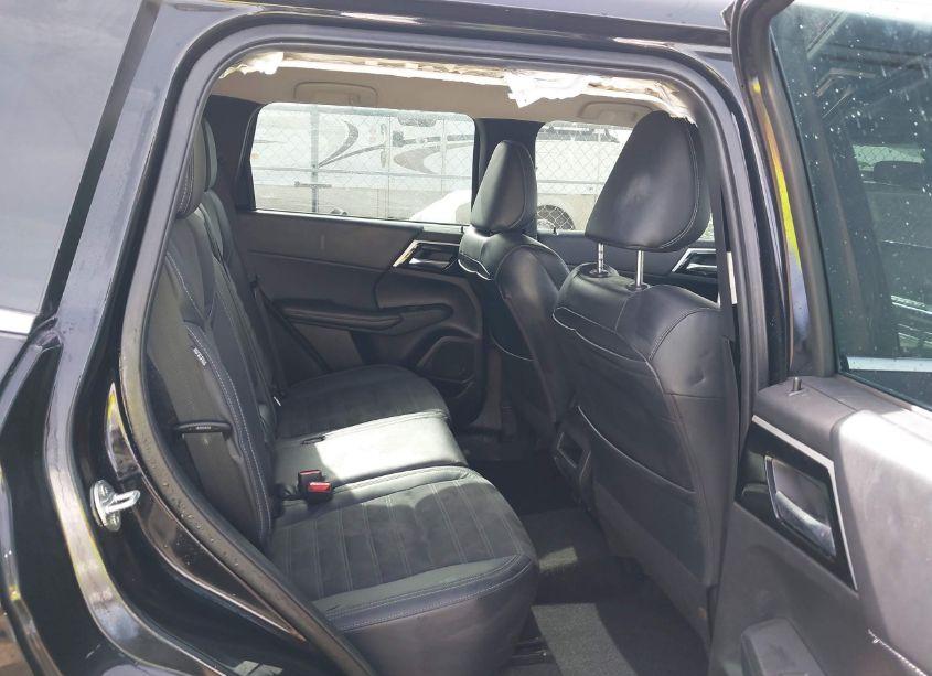 Photo 8 of 2022 Mitsubishi Outlander BLACK EDITION 2WD/SE 2.5 2WD/SE LAUNCH EDITION 2WD (VIN JA4J3UA88NZ089210)