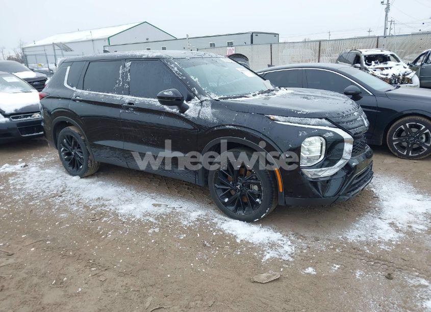 2022 Mitsubishi Outlander BLACK EDITION 2WD/SE 2.5 2WD/SE LAUNCH EDITION 2WD (VIN JA4J3UA88NZ089515) main photo