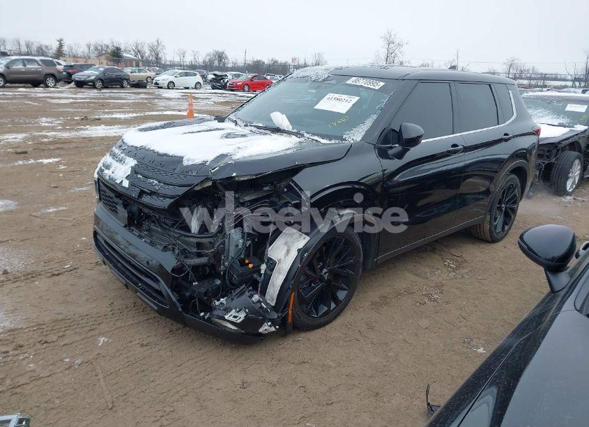 Photo 2 of 2022 Mitsubishi Outlander BLACK EDITION 2WD/SE 2.5 2WD/SE LAUNCH EDITION 2WD (VIN JA4J3UA88NZ089515)