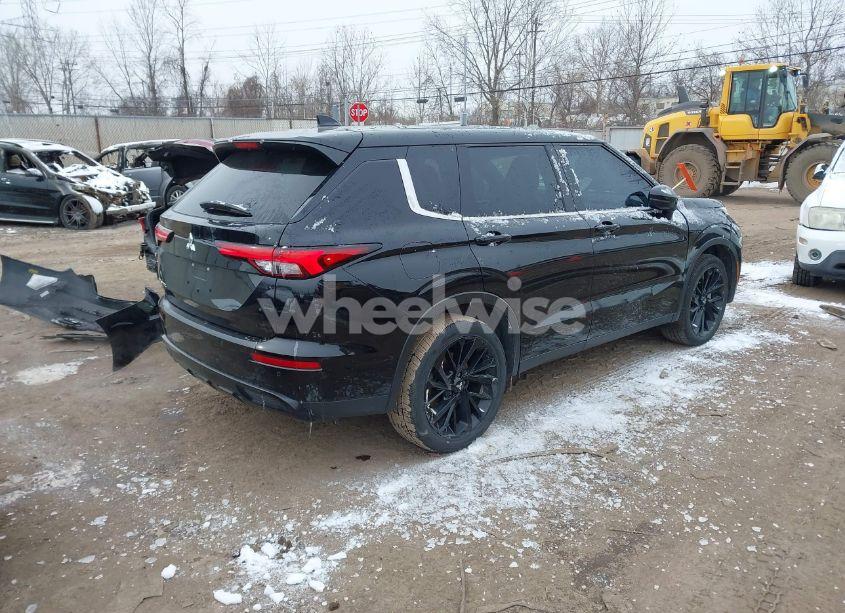 Photo 4 of 2022 Mitsubishi Outlander BLACK EDITION 2WD/SE 2.5 2WD/SE LAUNCH EDITION 2WD (VIN JA4J3UA88NZ089515)