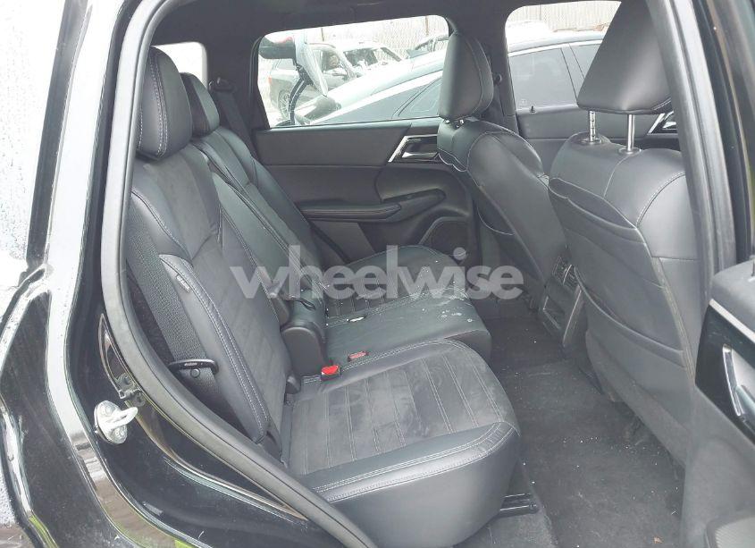 Photo 8 of 2022 Mitsubishi Outlander BLACK EDITION 2WD/SE 2.5 2WD/SE LAUNCH EDITION 2WD (VIN JA4J3UA88NZ089515)