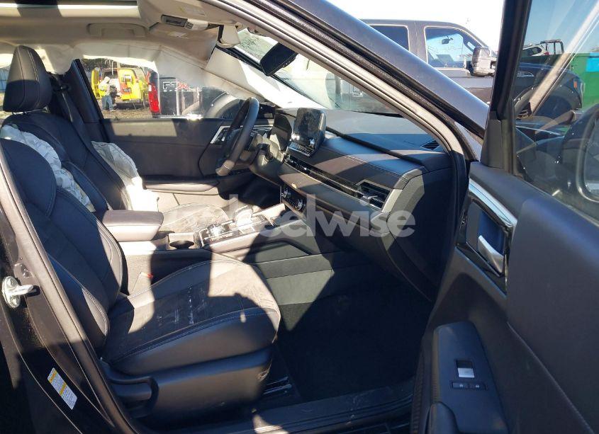 Photo 5 of 2023 Mitsubishi Outlander SE 2.5 2WD/SE BLACK EDITION 2WD/SE SPECIAL EDITION 2WD (VIN JA4J3UA88PZ048353)