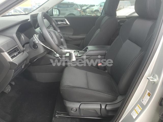 Photo 12 of 2025 MITSUBISHI OUTLANDER ES N/A (VIN JA4J3UA88SZ024420)