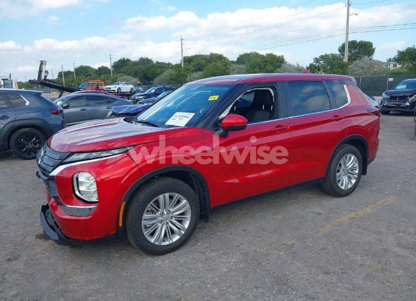 Photo 2 of 2024 Mitsubishi Outlander ES 2.5 2WD (VIN JA4J3UA89RZ072115)